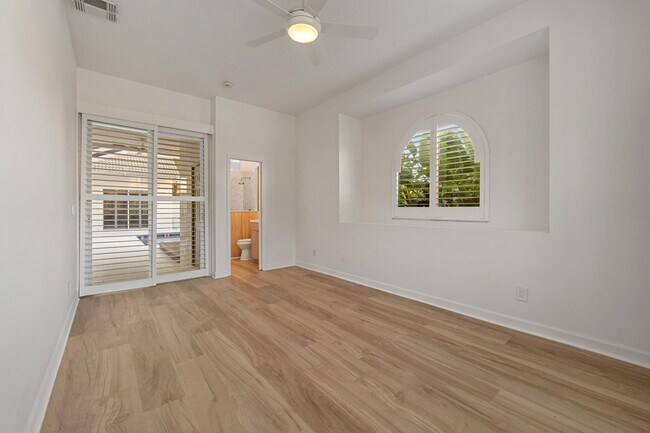 Building Photo - 700 SW Great Exuma Cove