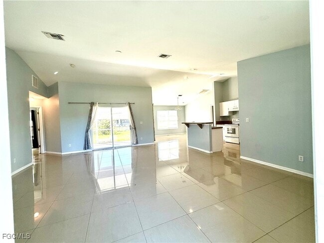 Building Photo - 2911 40th St SW