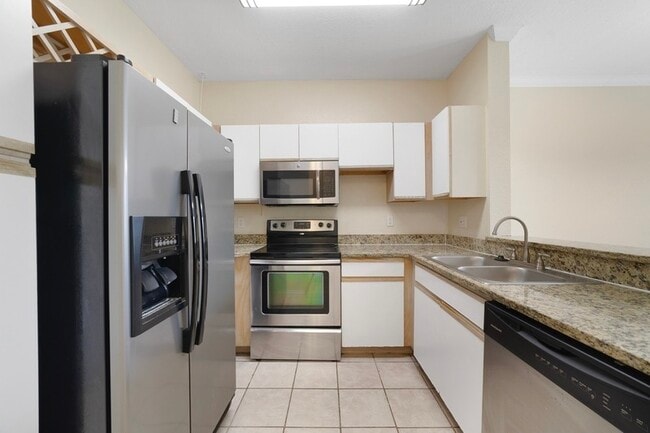 Building Photo - 2612 Robert Trent Jones Dr