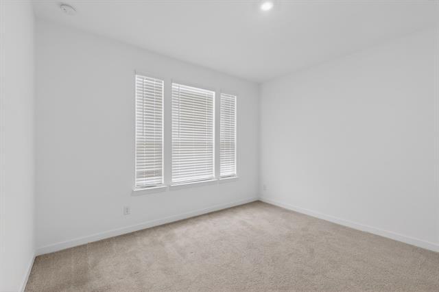 Building Photo - 212 Invermore Dr