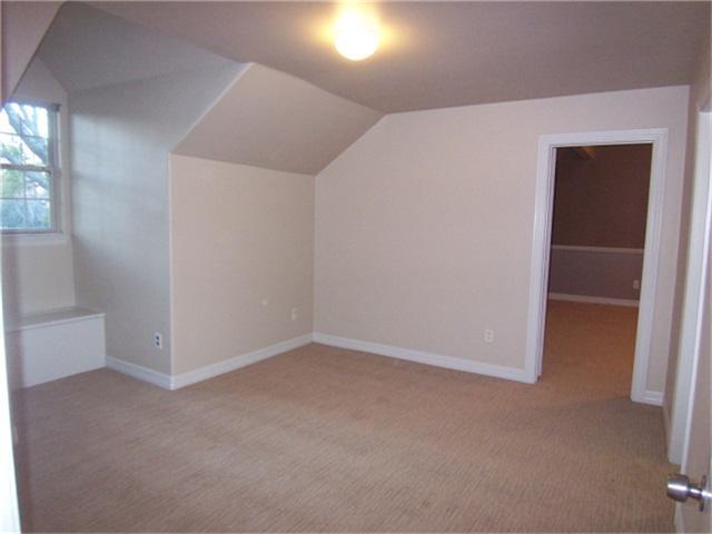 Building Photo - 1240 Bingle Rd