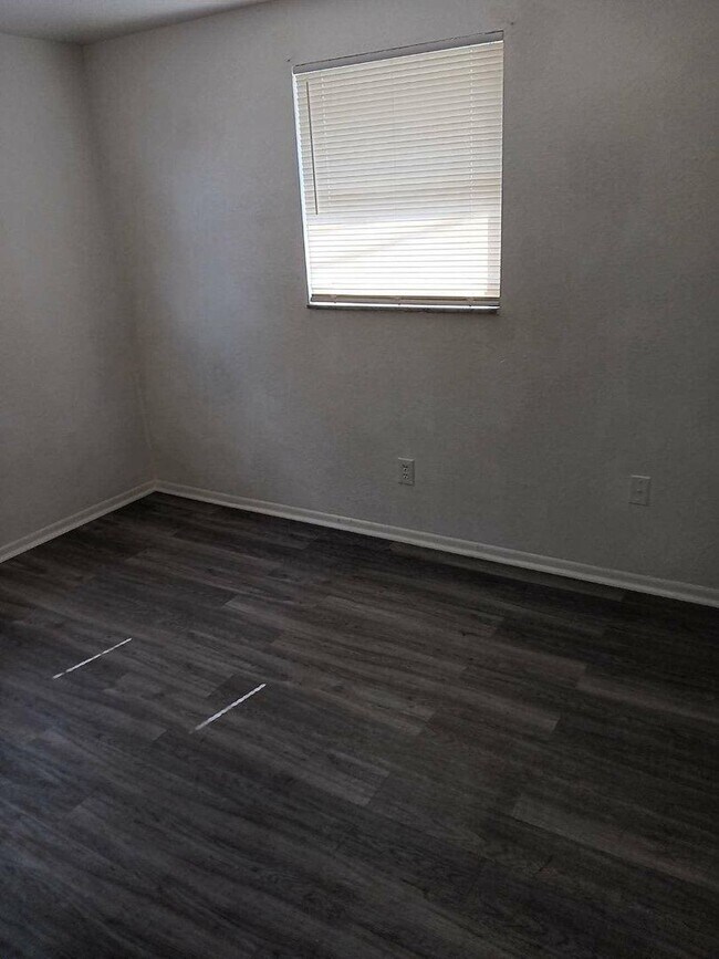 Building Photo - 9409-9411 N 9th Street, Tampa, FL 33612