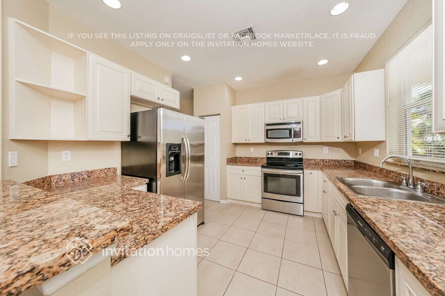 Building Photo - 7616 Trenton Dr