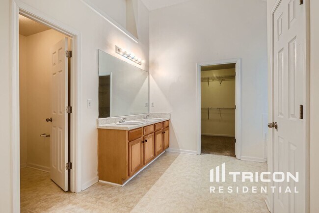 Building Photo - 4241 Defoors Farm Trail