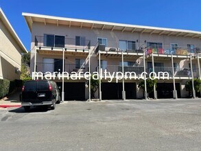 Building Photo - 1-Bedroom 1-Bath New Appliances New Carpet...