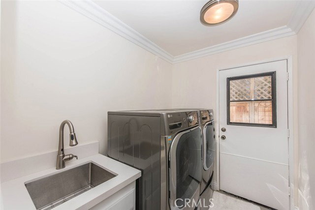 Building Photo - 11 Wickland