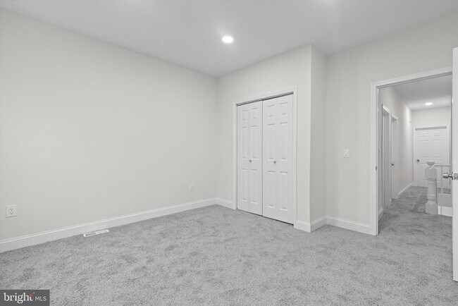 Building Photo - 2816 The Alameda