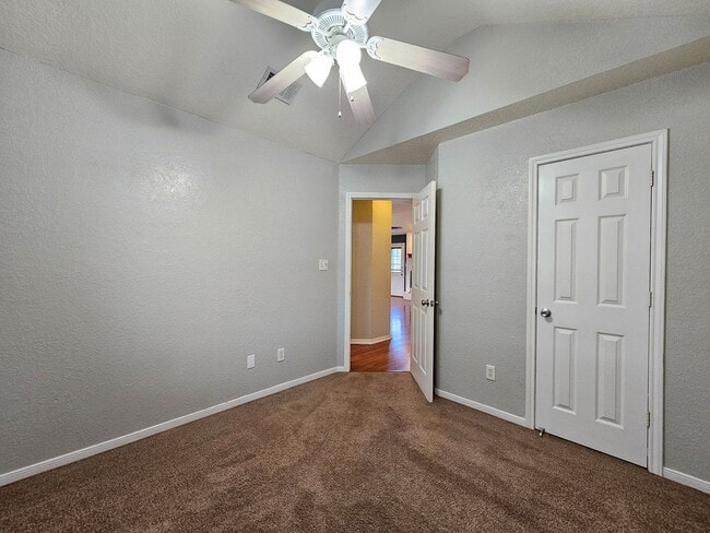 Building Photo - RENT REDUCTION & AVAILABLE NOW!