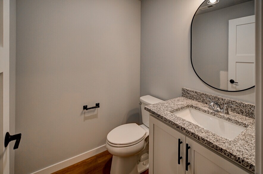 Building Photo - 2908 Radicchio Dr