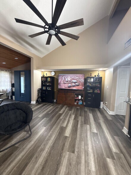 Building Photo - 5314 Bradbury Ct