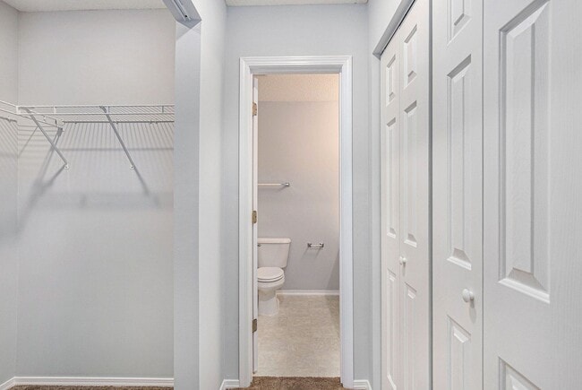 Building Photo - Beautifully Updated 3BR/3BA Coastal Townhome in Prime Location!