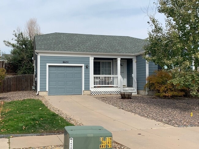 Primary Photo - Open floorplan in Stetson Hills Rancher!