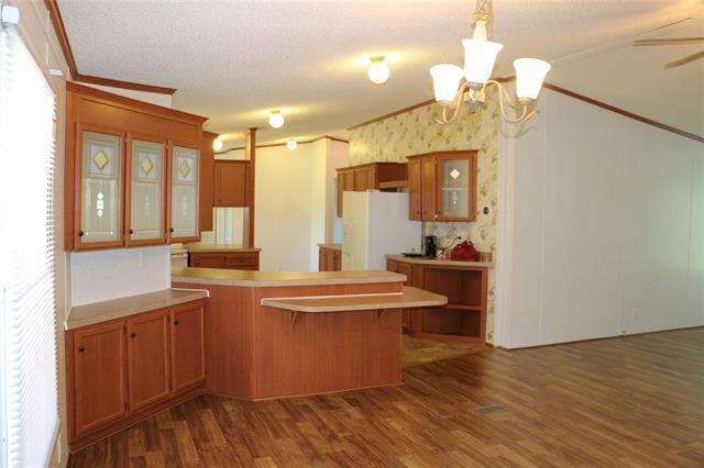 Building Photo - 512 Deer Run