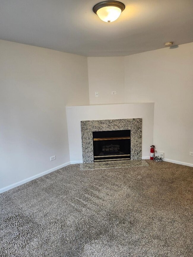 Building Photo - 2336 Dawson Ln