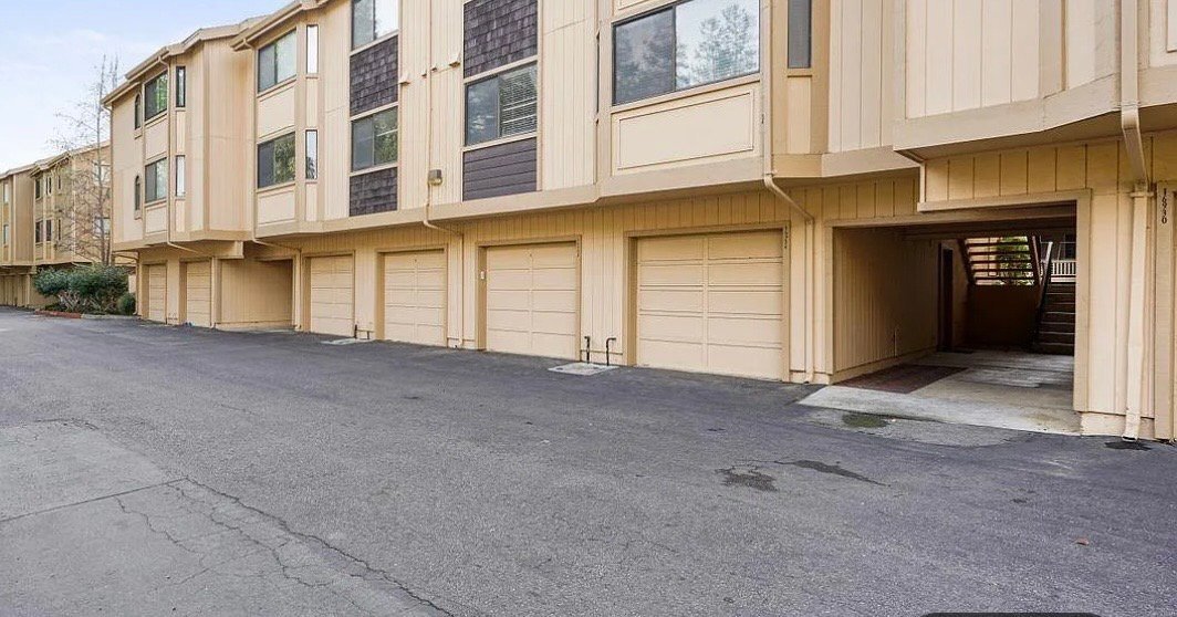 Building Photo - 16924 Sorrel Way