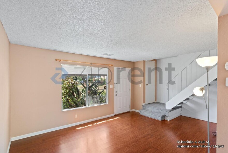 Building Photo - 27561 Stromberg Ct