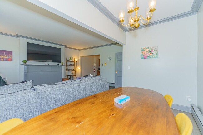 Building Photo - 90 Madison Ave