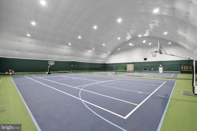 Building Photo - 107 Poinsettia Wy