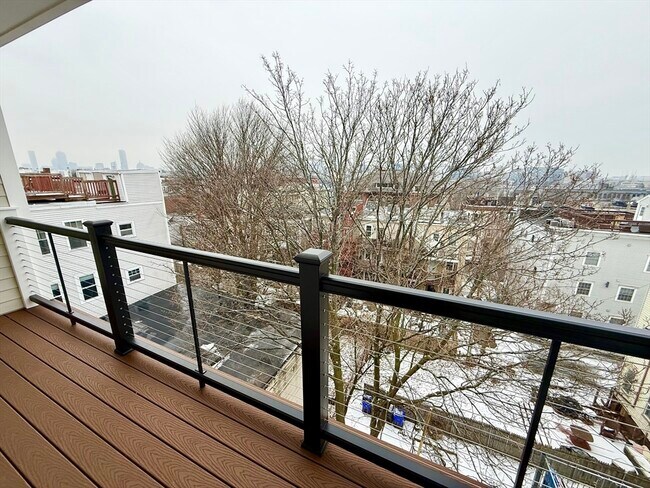 Building Photo - 120 Emerson St