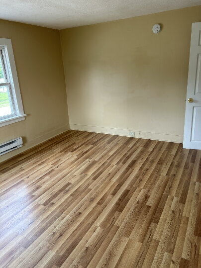 Building Photo - 2 Bedroom Available in Caledonia – Available early October