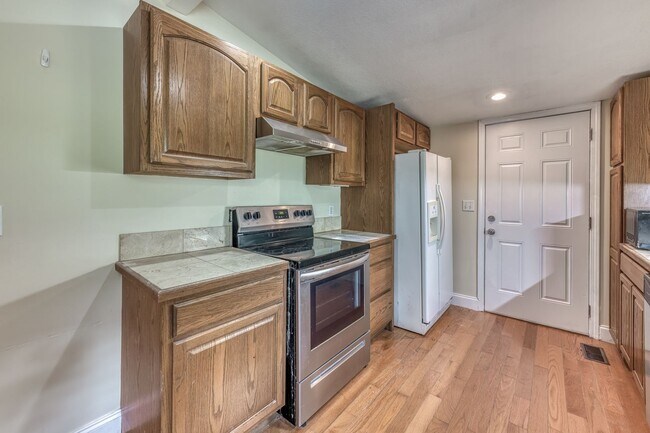 Building Photo - 222 Hulen Ave