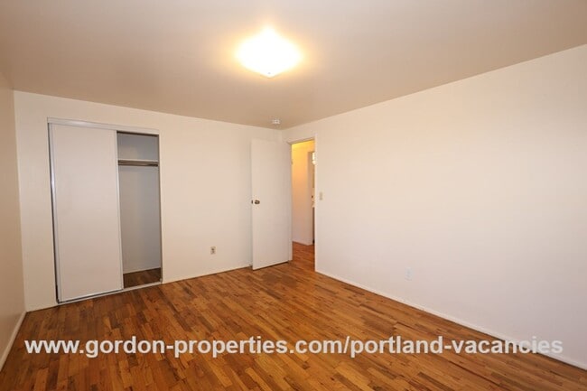 Building Photo - SE Tenino St - Brentwood-Darlington ranch-style 3 bedroom home