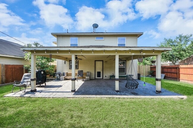 Building Photo - 201 S Native Ln