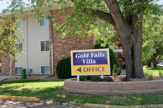 Gold Falls Villa Apartments Cedar Falls Ia Apartment Finder Gold Falls Villa Apartments Cedar Falls Ia Apartment Finder