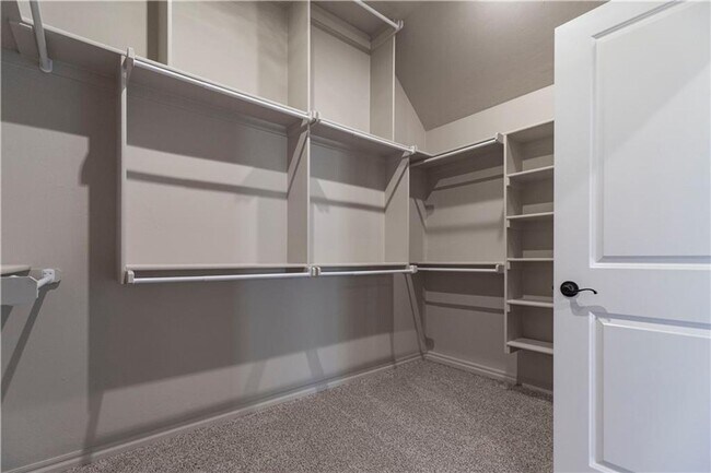 Building Photo - Very Nice 4 Bedroom, 3 Bathroom 3 Car Garage Home with Storm Shelter