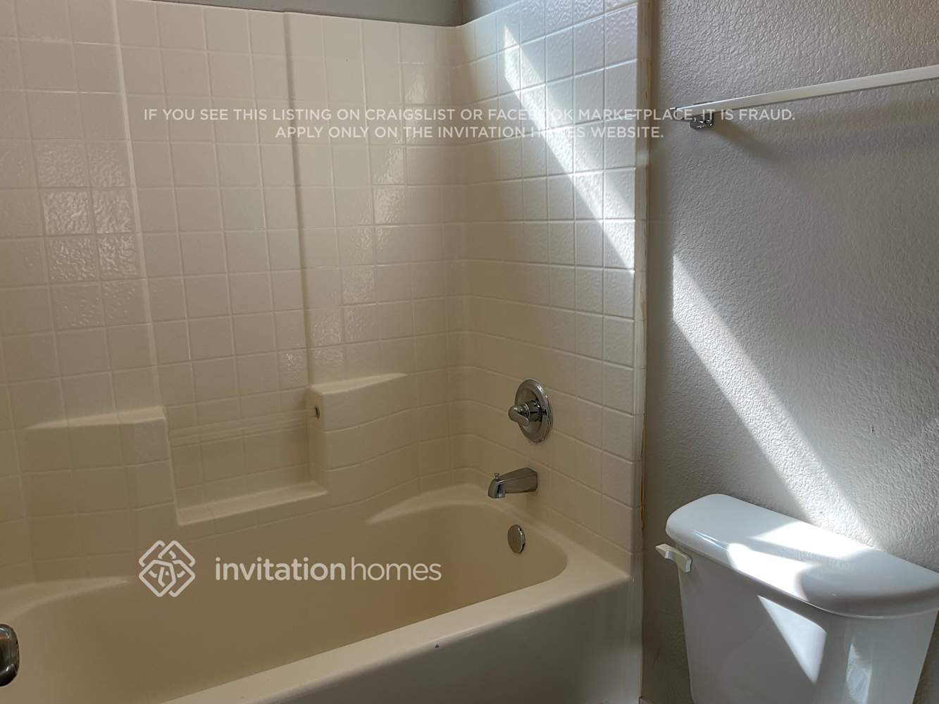 Building Photo - 8861 Happy Stream Ave