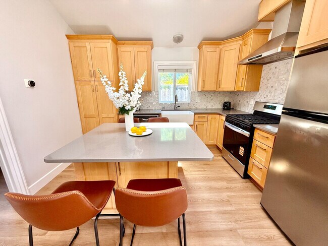 Building Photo - 10699 Larry Way