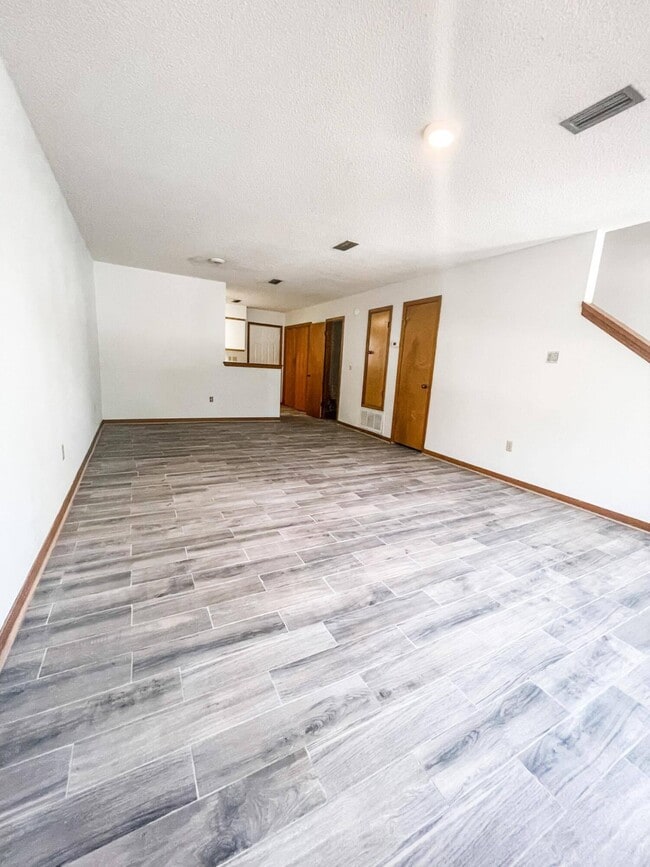 Building Photo - 888 Culp Ave