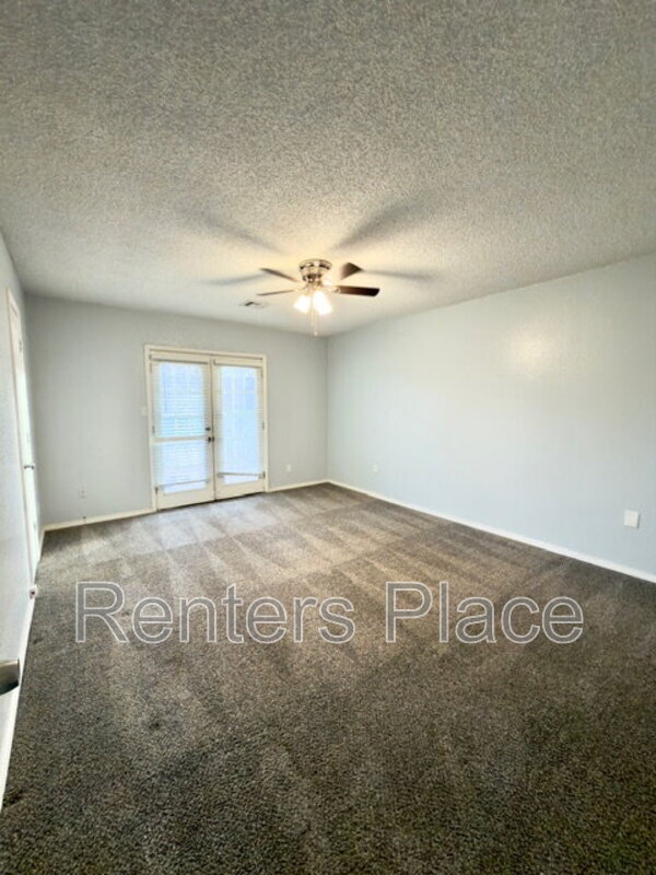 Building Photo - 6824 E 95th St