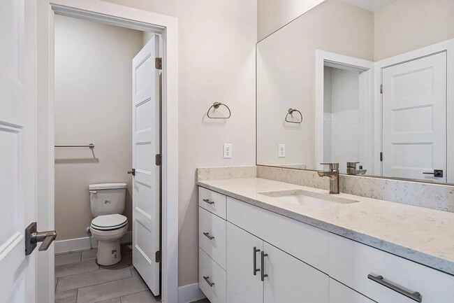 Building Photo - Brand New 3 Bedroom Townhome in Washington