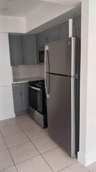 Building Photo - 2217 NW 59th Ave