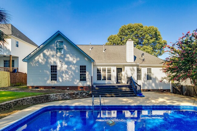 Building Photo - 402 Plantation Pointe Dr