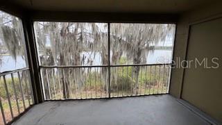 Building Photo - 3956 Versailles Dr