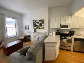 Building Photo - 670 Tremont St