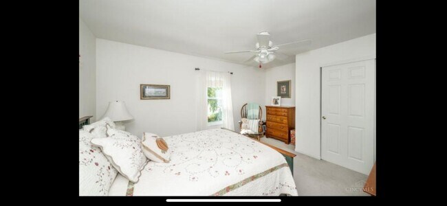 Building Photo - 4822 Sarah Dr
