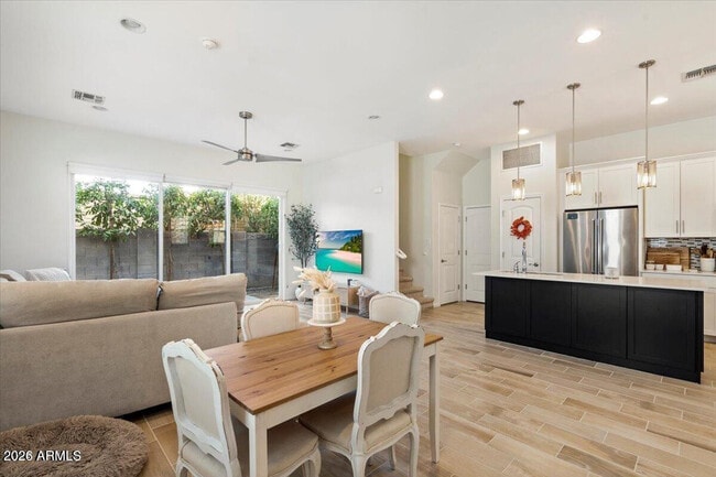 Building Photo - 710 E Boca Raton Rd