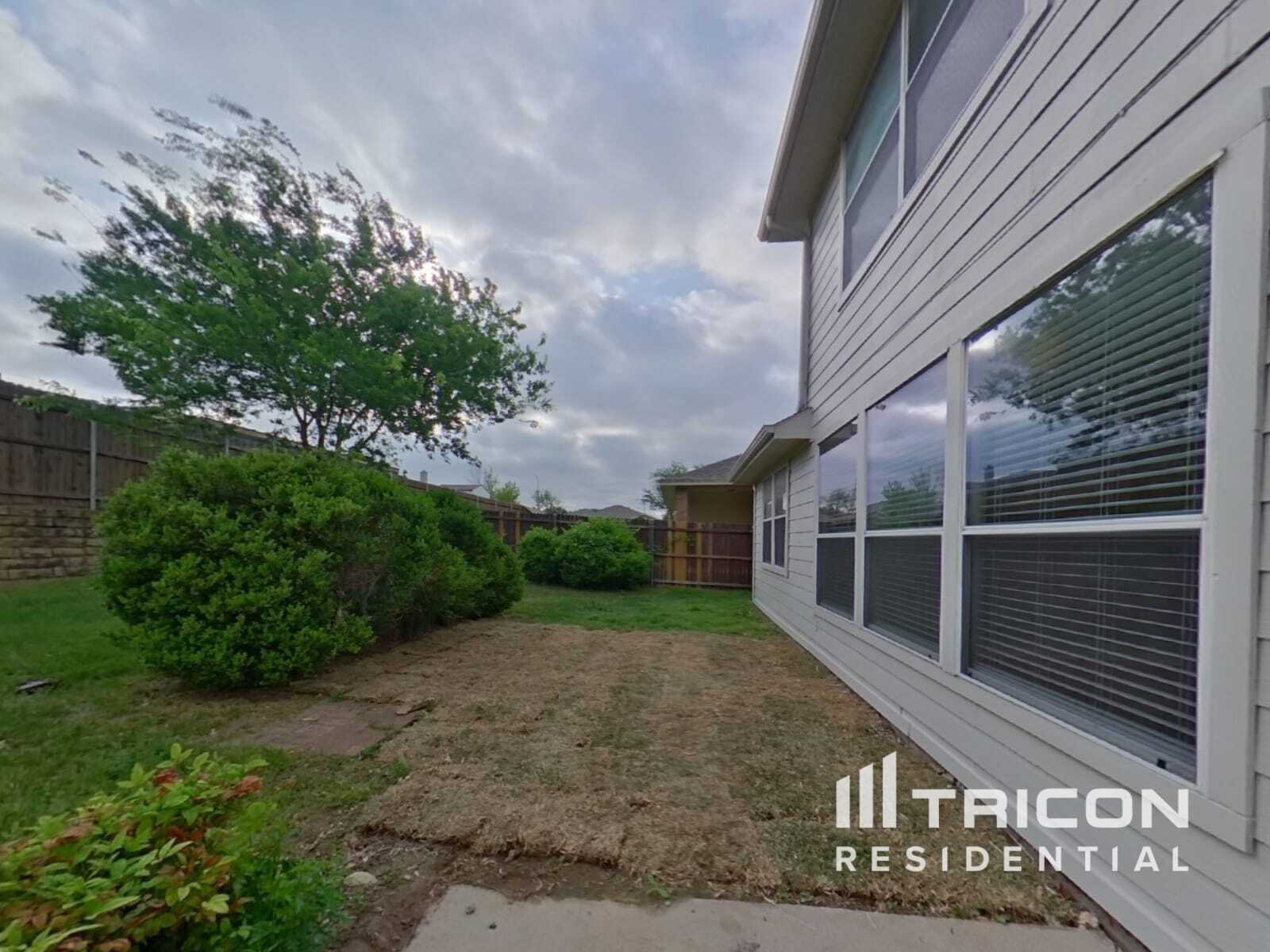 Building Photo - 5604 Nacona Dr