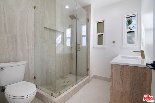 Building Photo - 17638 Welby Way