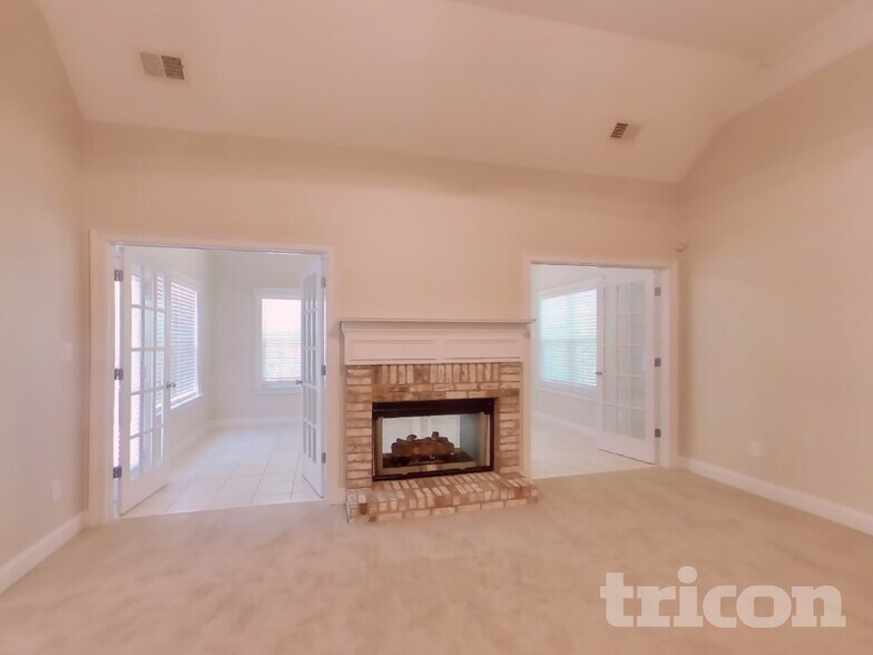 Building Photo - 400 Tomohawk Trail Mcdonough GA