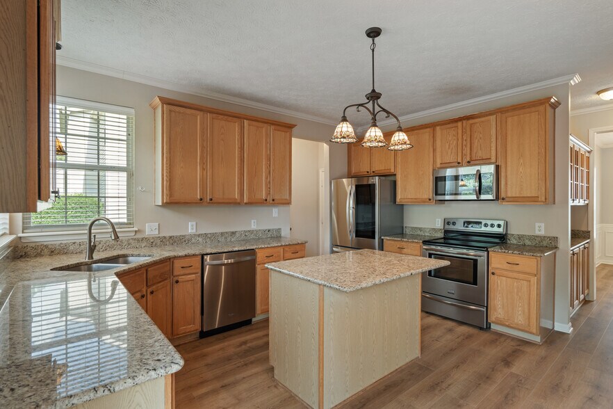 Building Photo - 5806 Corralberry Ct