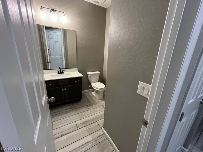 Building Photo - 6016 Bugsy St