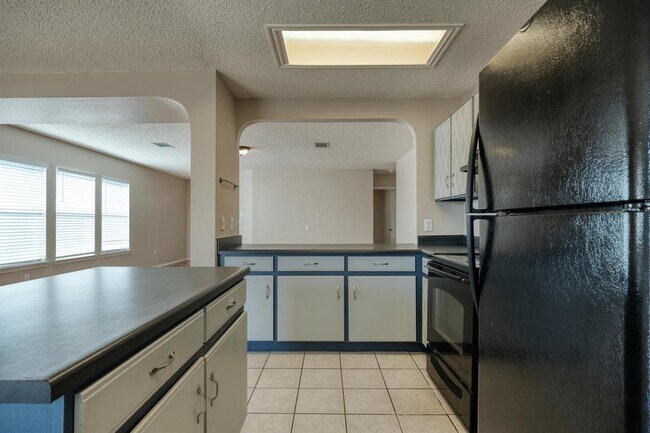 Building Photo - 3205 Settlement Dr