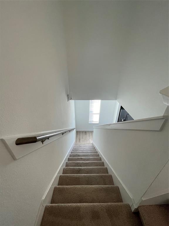 Building Photo - 18720 Centro Main St