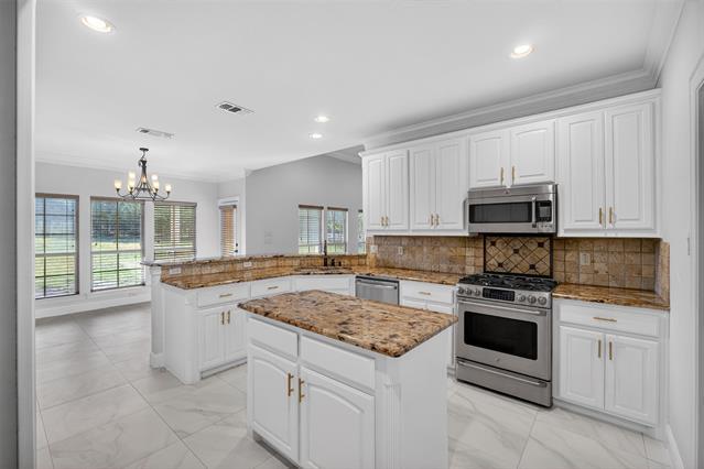 Building Photo - 4405 Wolf Ct
