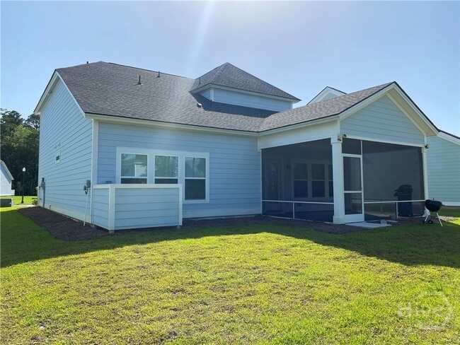 Building Photo - 145 Binscombe Ln