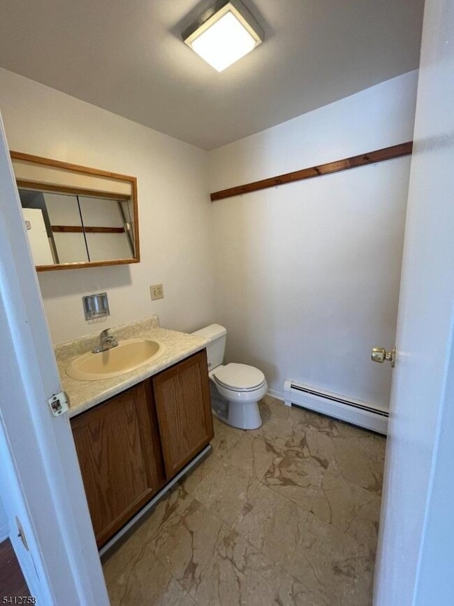 Building Photo - 278 Morris St